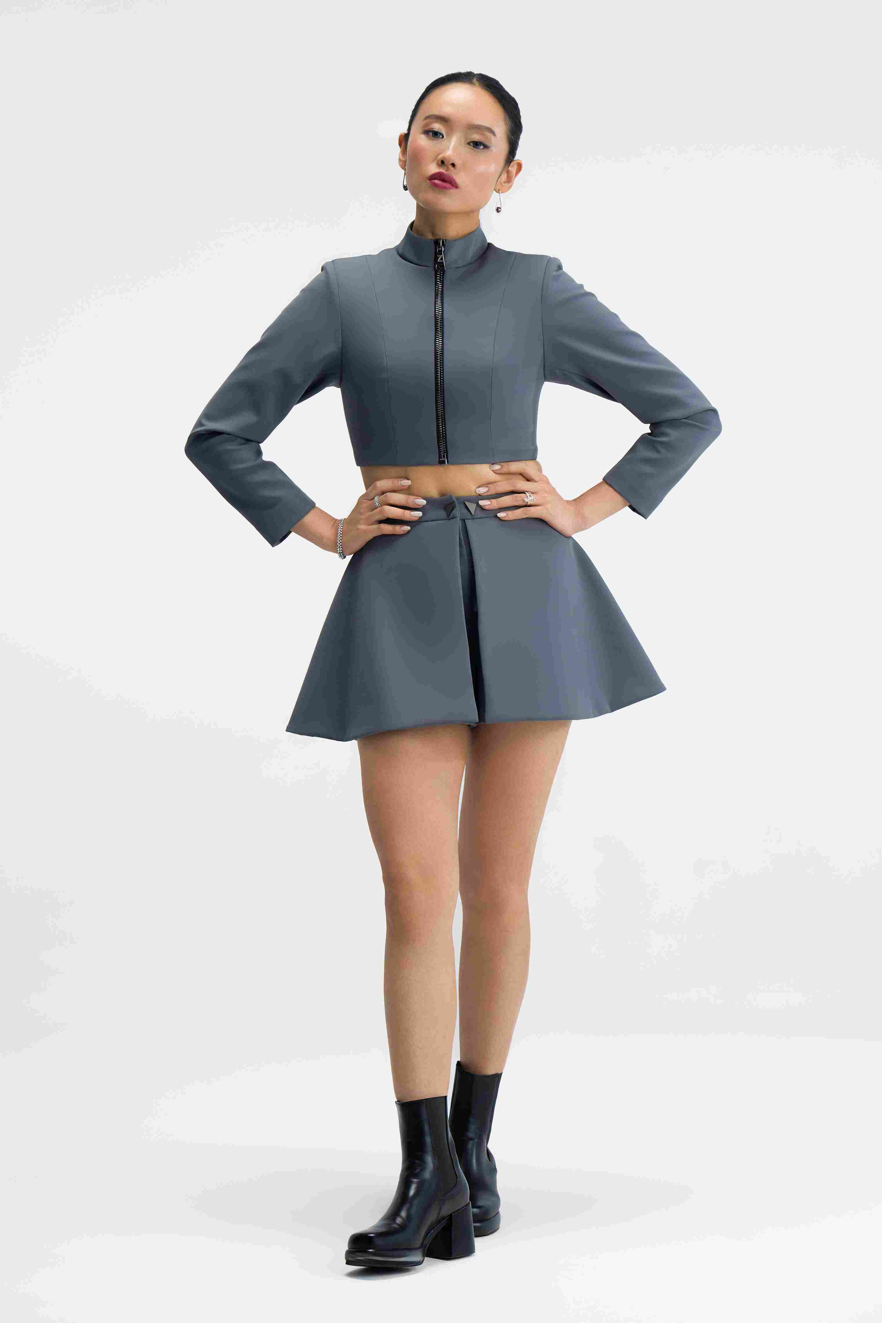 Arche Type Grey Cropped Jacket Set Right Side View
